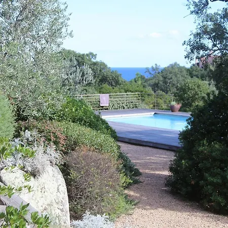 Neuve De Standing 300 M De La Piscine Chauffee *